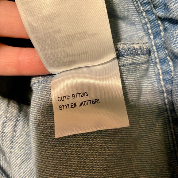 Pool Blue Zip-Front Pocket Denim
Skirt - Women - Picture 6 of 6